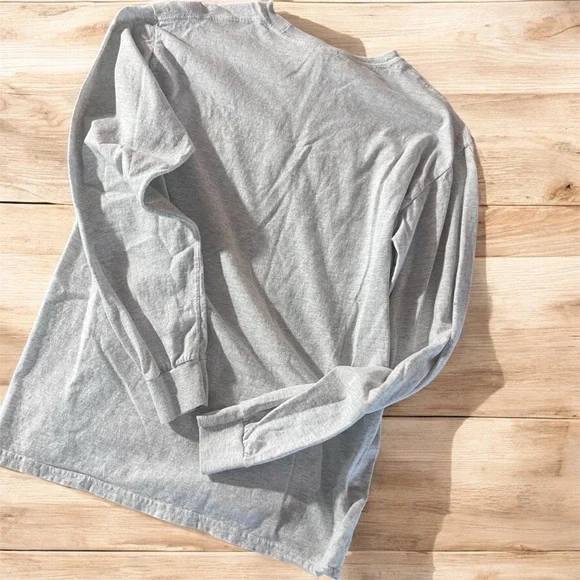 Gildan Gray Long Sleeve Tee with Heart Design #346 - Picture 2 of 3